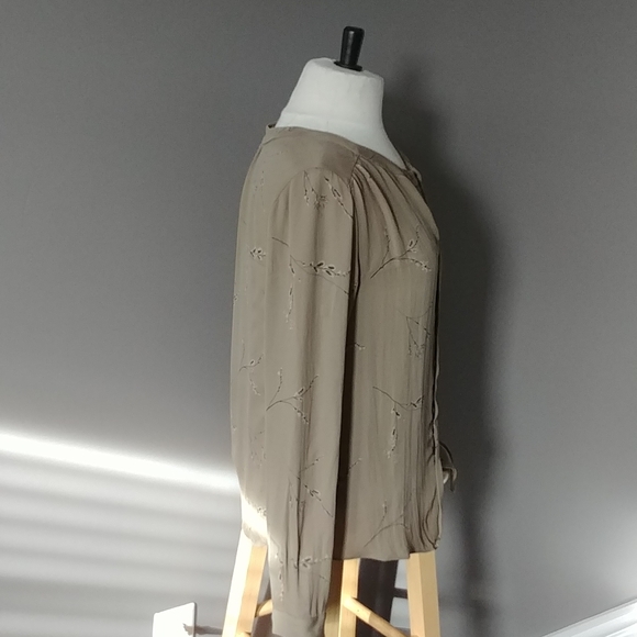 LAST CHANCE Babaton silk blouse - Picture 6 of 16